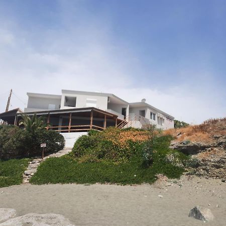 Voula Beach Лентас Экстерьер фото